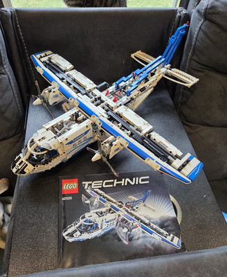 LEGO Technic 42025 Cargo Plane  Complete Set w/ Instructions and modern twist