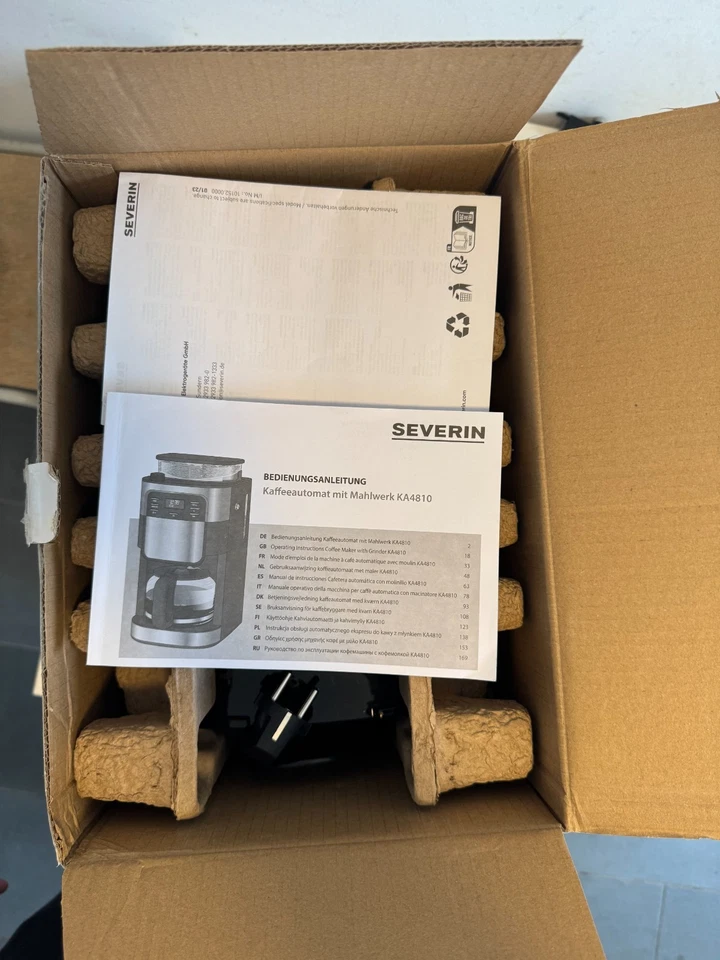 Severin KA 4810 Schwarz-Edelstahl Kaffeemaschine mit Mahlwerk/10 Tassen/1000W Ed - Bild 4 von 4