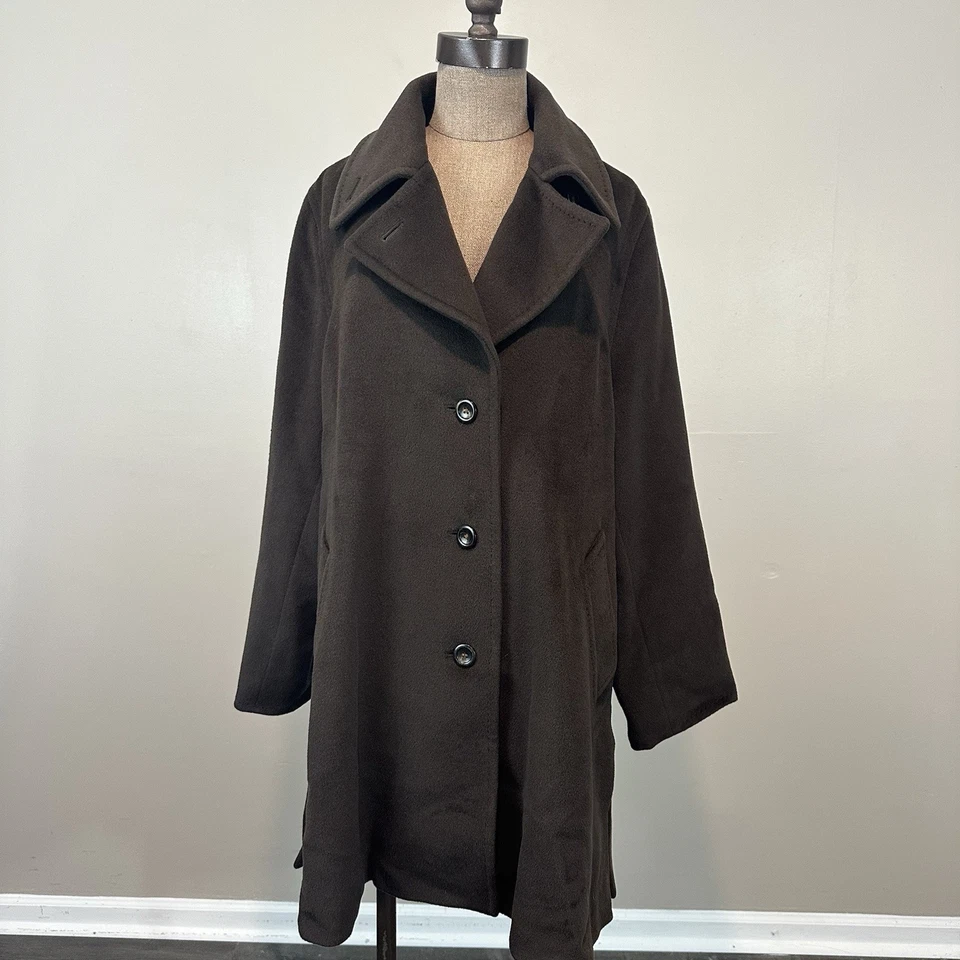 Max Mara Single Breasted Olive Green Virgin Wool Coat Jacket Womens 8 EUC - Image 2 of 4