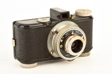 Herold Spartus 35F Model 400 35mm Bakelite Camera WORKS V26