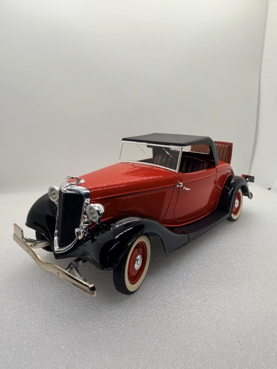 Solido 1934 Vehicle Year Vintage Manufacture Diecast Cars, Trucks