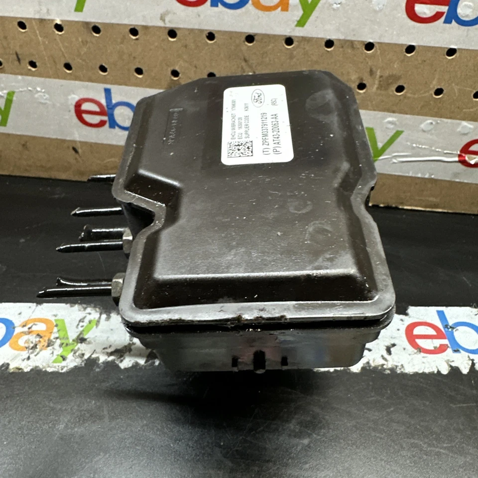 Ford Edge 2010 ABS bomba de freno antibloqueo y módulo Foto 4 de 4