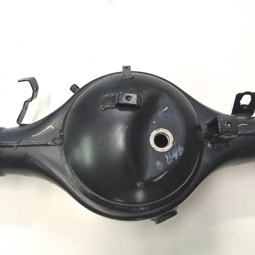 OEM 46480M83304 SUZUKI SAMURAI 85-95 FRONT AXLE HOUSING KIT - Picture 3 of 6