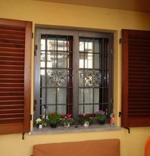 GRATA INFERRIATA in FERRO BATTUTO. Cod. 1355 .  Detrazioni 50%