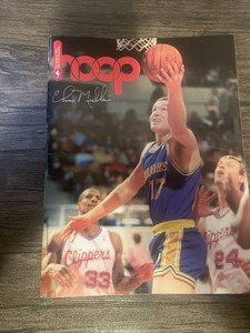CHRIS MULLIN signed Autographed 1990 Hoop magazine 