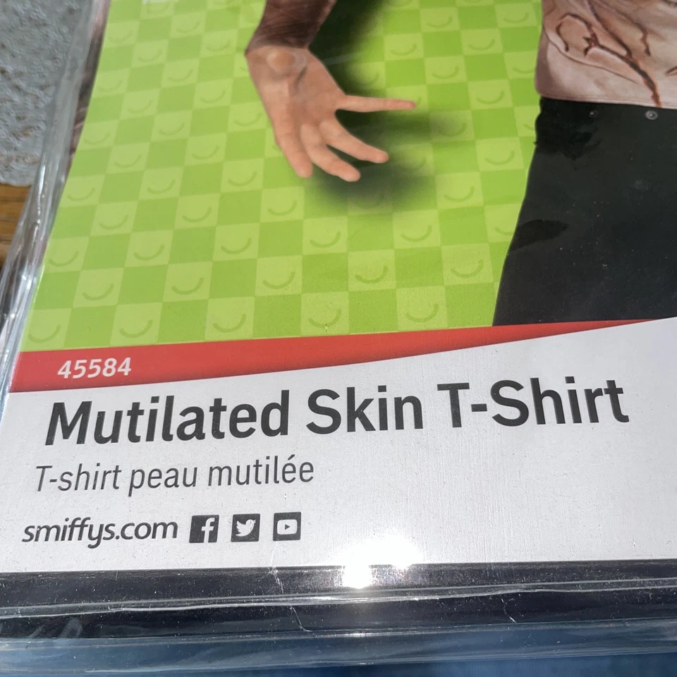 Camiseta Smiffys Piel Mutulada Halloween Horror Vestido Elegante Camiseta Talla Mediana  Foto 3 de 4