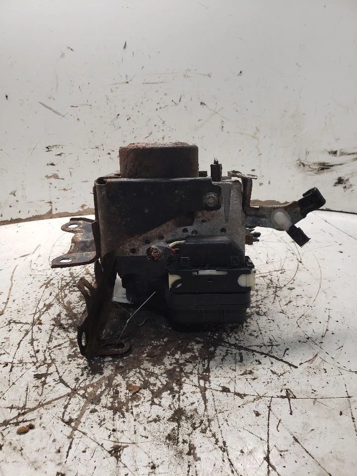 Conjunto de actuador y bomba de pieza de freno antibloqueo para 06 SCION XA 1357200 Foto 3 de 4