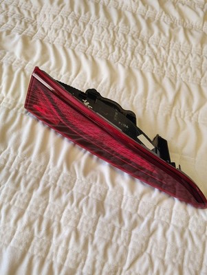 2017-2022 HYUNDAI KONA INNER TAIL LIGHT RIGHT PASSENGER SIDE 92404-J9000 OEM