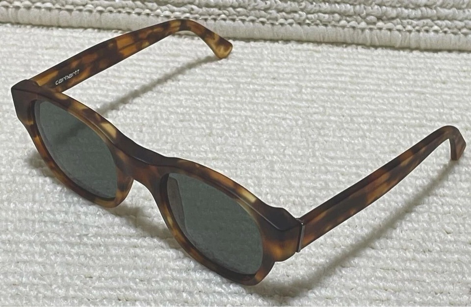 Raras gafas de sol Carhartt WIP hechas en Italia Foto 3 de 4
