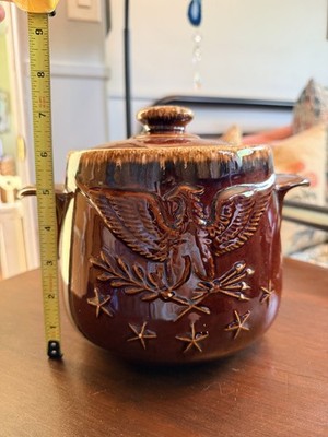 RARE Vintage MCM Hull brown drip glaze Bicentennial bean pot with eagle motif