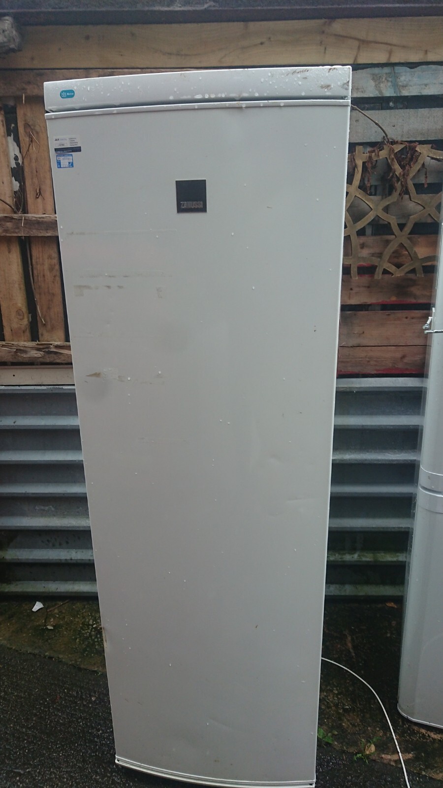 Bosch Under Counter Fridge / Refrige (choice Of x3) 1x Full Size