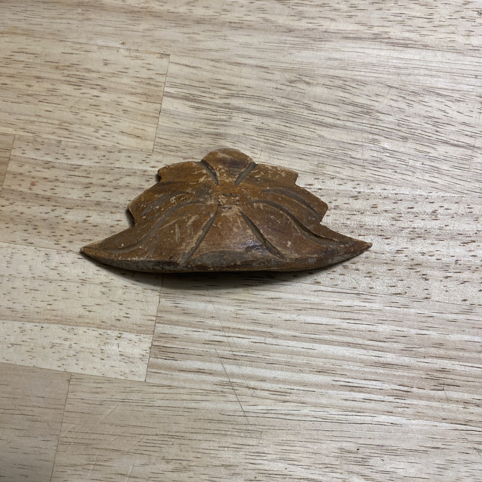 Victorian Carved Wood Drawer Pull Handle - Antique Furniture