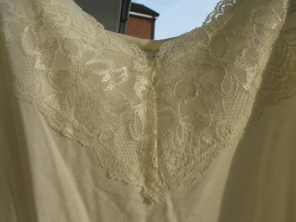 Monsoon Cream Ivory Lace Cami Top Size M - Image 4 of 4