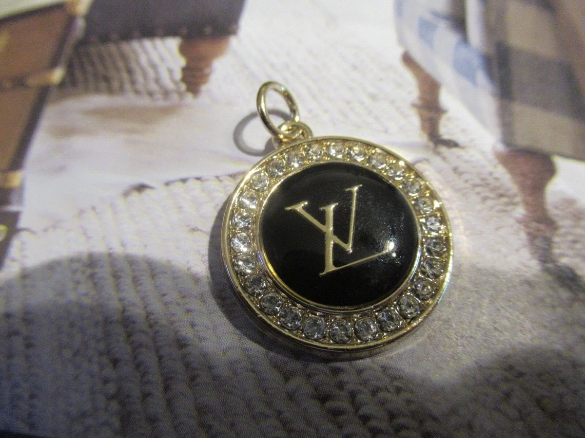 LOUIS VUITTON LV ZIPPER PULL CHARM GOLD tone metal , RHINESTONES 23mm