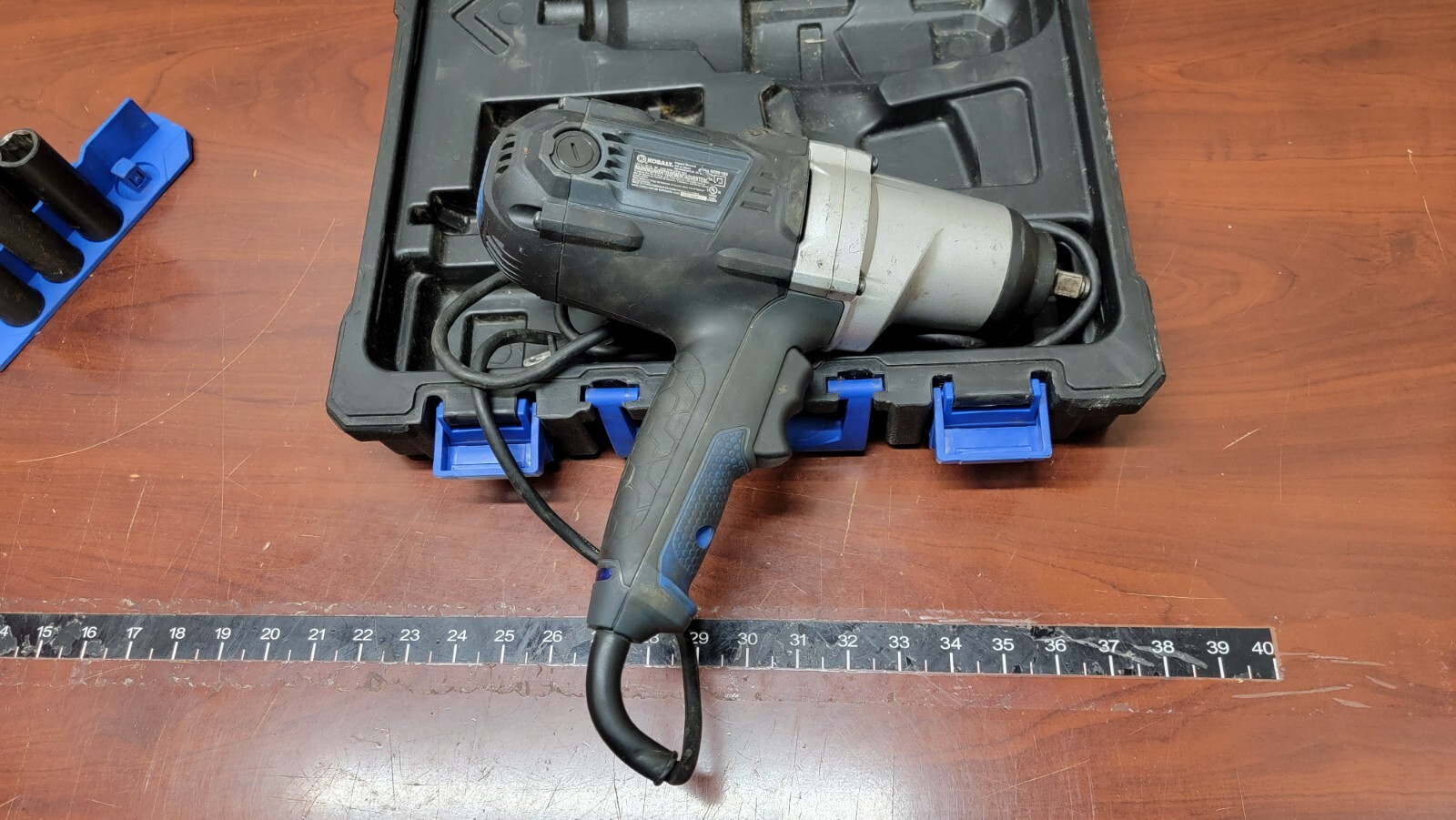 Kobalt 6904 120Volt 1/2" Corded Reversible Impact Wrench in Hard Carry