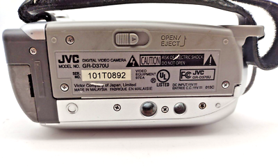 JVC GR-D370U Video Camera 32X Optical Hyper Zoom Untested For