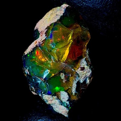 Natürlich opal,Äthiopische Schwarz Feuer opal raw,gemstone Grobem 13 Karat 22x11