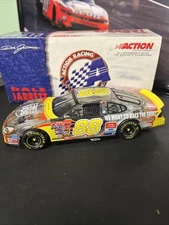 Dale Jarrett #88 UPS/Race The Truck 2001 Ford Taurus 1/6792