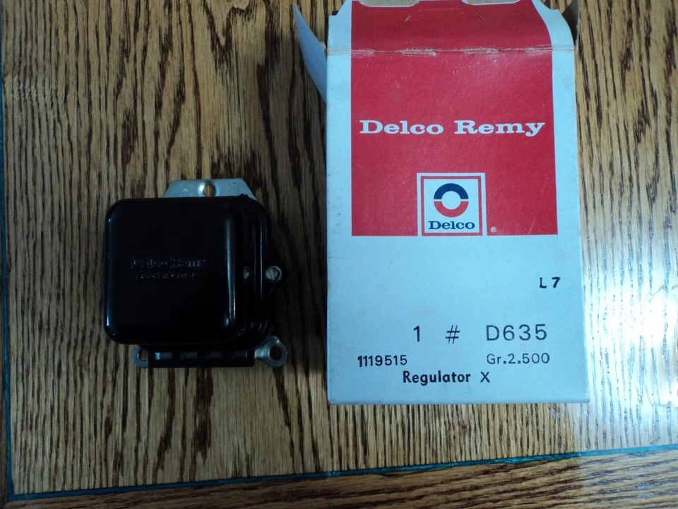 NUEVO NOS Delco Remy Camaro Regulador de Voltaje Chevelle 1119519 Corvette Foto 2 de 4