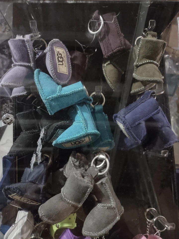 UGG Australia Gamuza Elegante Bota Llavero Porta Llaveros Negro-Gris-Verde Solo -! Foto 2 de 4