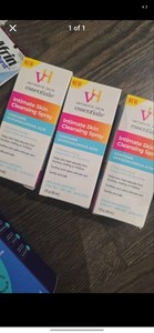 3x vH essentials Intimate Skin Cleansing spray