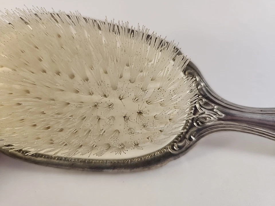 Vintage Silver Plated Vanity Brush Floral Art Nouveau Design - Image 4 of 4