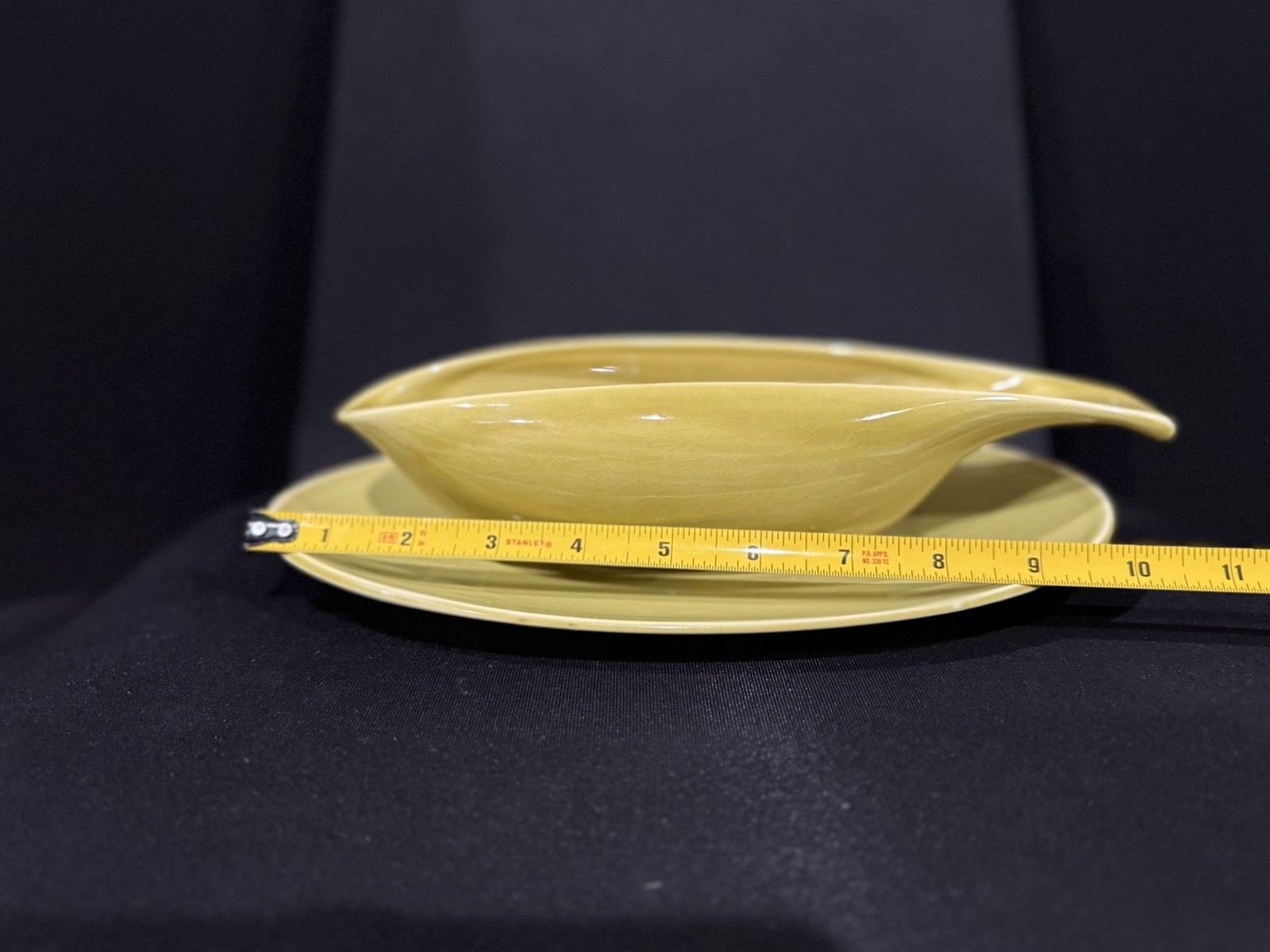 Russel Wright - Steubenville American Modern - Chartreuse Gravy Boat with Plate