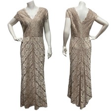 Alex Evenings Women's Sz 8 Long Lace Cap Sleeve Gown Evening Dress