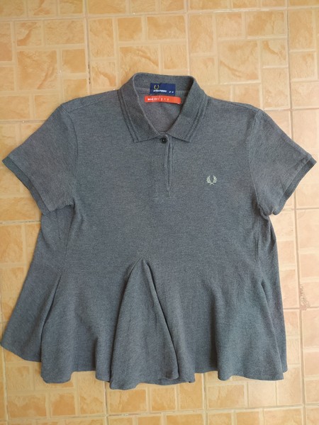 FRED PERRY x MINT DESIGNS GRAUES POLO T-SHIRT