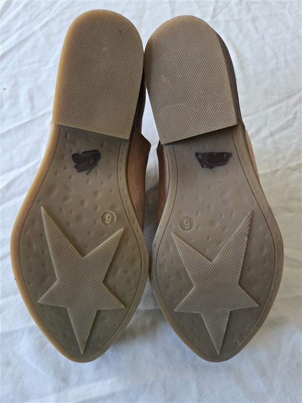 NWOT Seven 6 Austin Boot Beige Gold Stars Booties 132166 | eBay