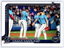 2025 Topps #340 Miami Marlins