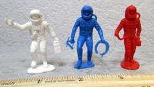 vintage MPC plastic toy Astronaut figures, set of 3, awesome toy decor spacemen