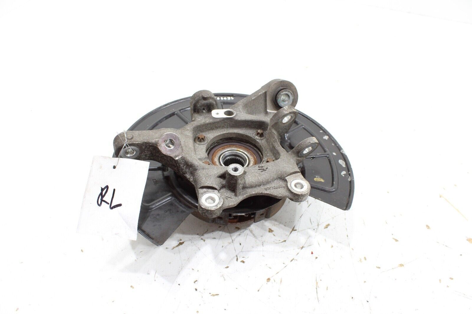2014 - 2016 MASERATI GHIBLI AWD REAR LEFT DRIVER SIDE SPINDLE KNUCKLE HUB OEM