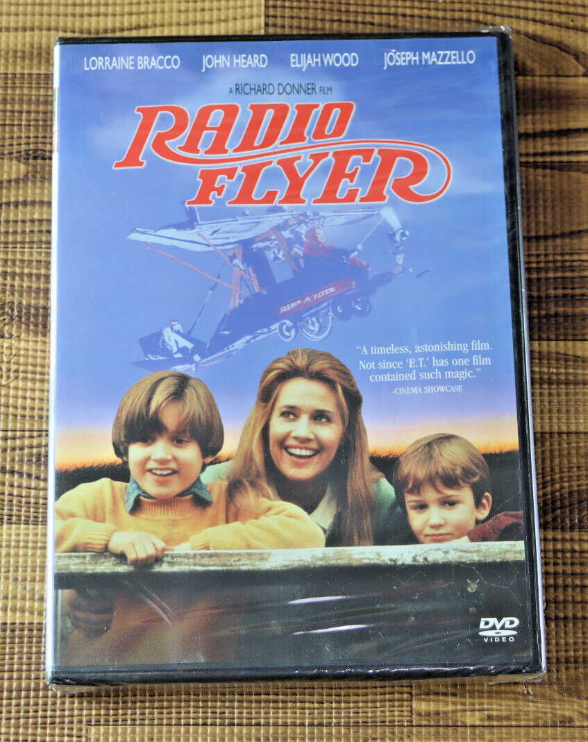 Radio Flyer Lorraine Bracco John Heard Elijah Wood Joseph Mazzello