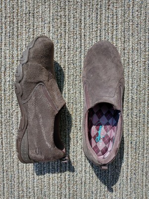 womens skechers relaxed fit endeavor atmosphere