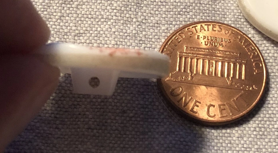 Juego de 2 botones de vástago de vidrio blanco rojo azul pintura dorada 7/8" 22,6 mm # 9497 Foto 3 de 3