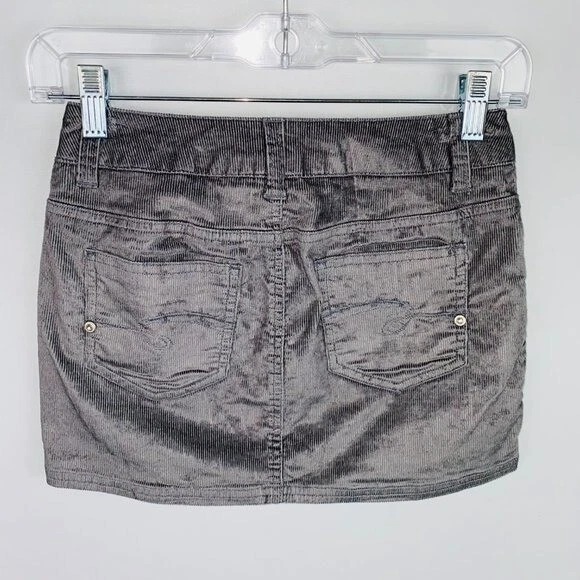 Falda corta Limited Too para niñas gris pana informal uso diario 10 Foto 3 de 4