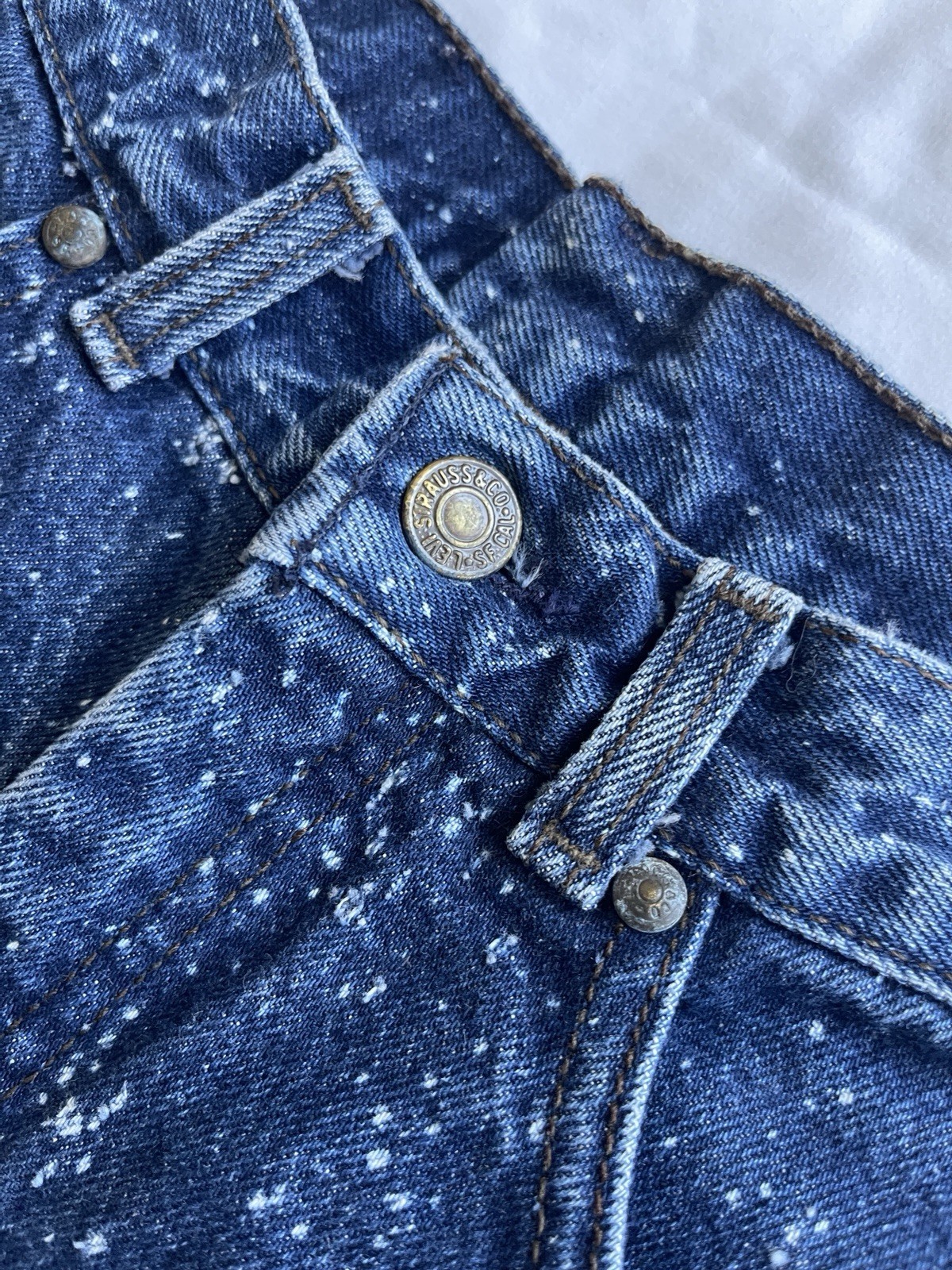 Vintage Levi’s Galactic Galaxy Wash Jeans Made USA 24x31 Blue 80s Student Size thumbnail 3