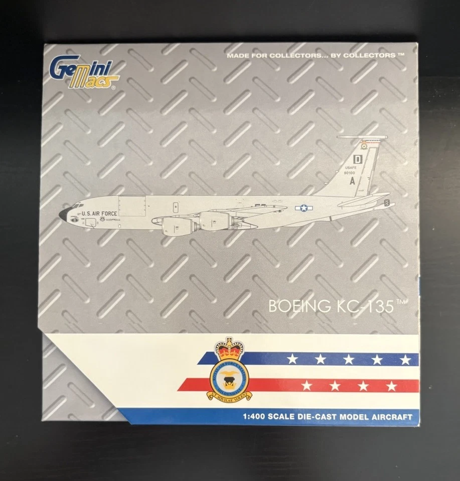 GeminiJets 1:400 U.S. Air Force Boeing KC-135R Stratotanker 58-0100 GMUSA097 - Image 4 of 4