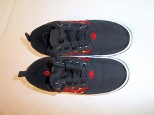 Heelys Pro 20 Prints Skate Shoes Youth Size 2 Flames Caps Tool Black Red Flames