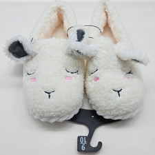 NWT Secret Treasures Slippers Lamb Faux Fur Lined Slip On Cream Womens Sz 9-10