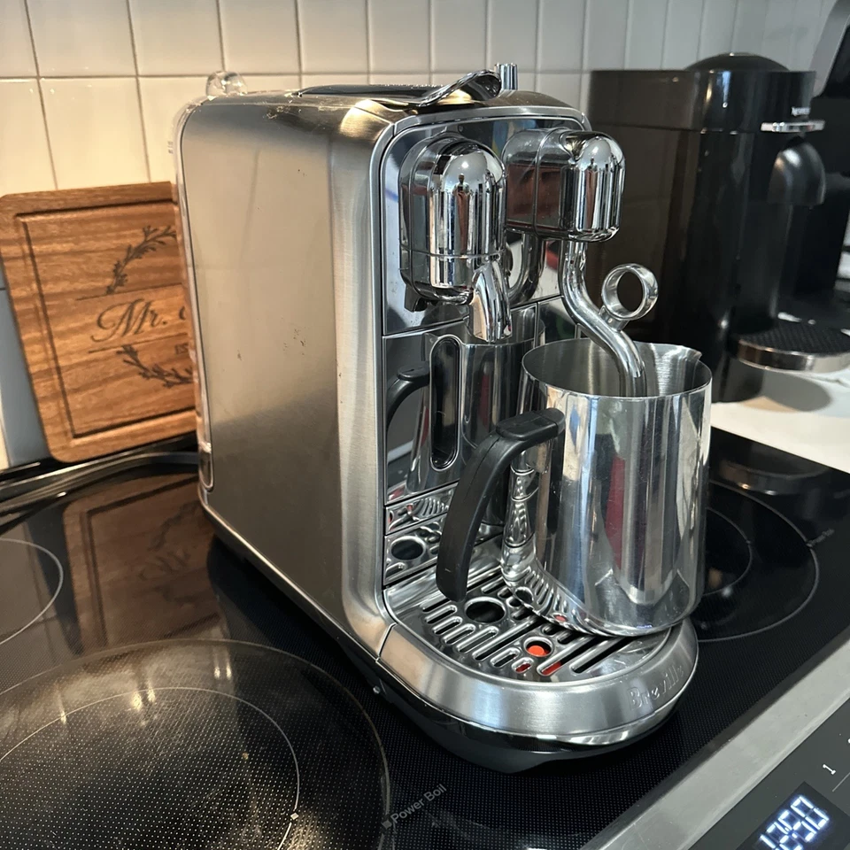 Breville Nespresso Creatista Plus BNE800BSS | Brushed Stainless Steel - Image 3 of 4