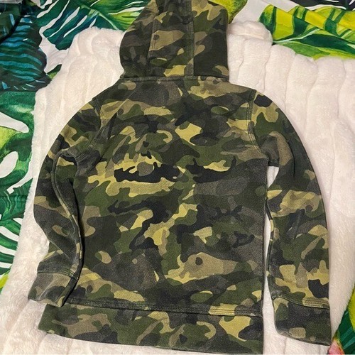 Boys Small Army Green Camo Pullover Year Round School Everyday Hoodie - Picture 4 of 8