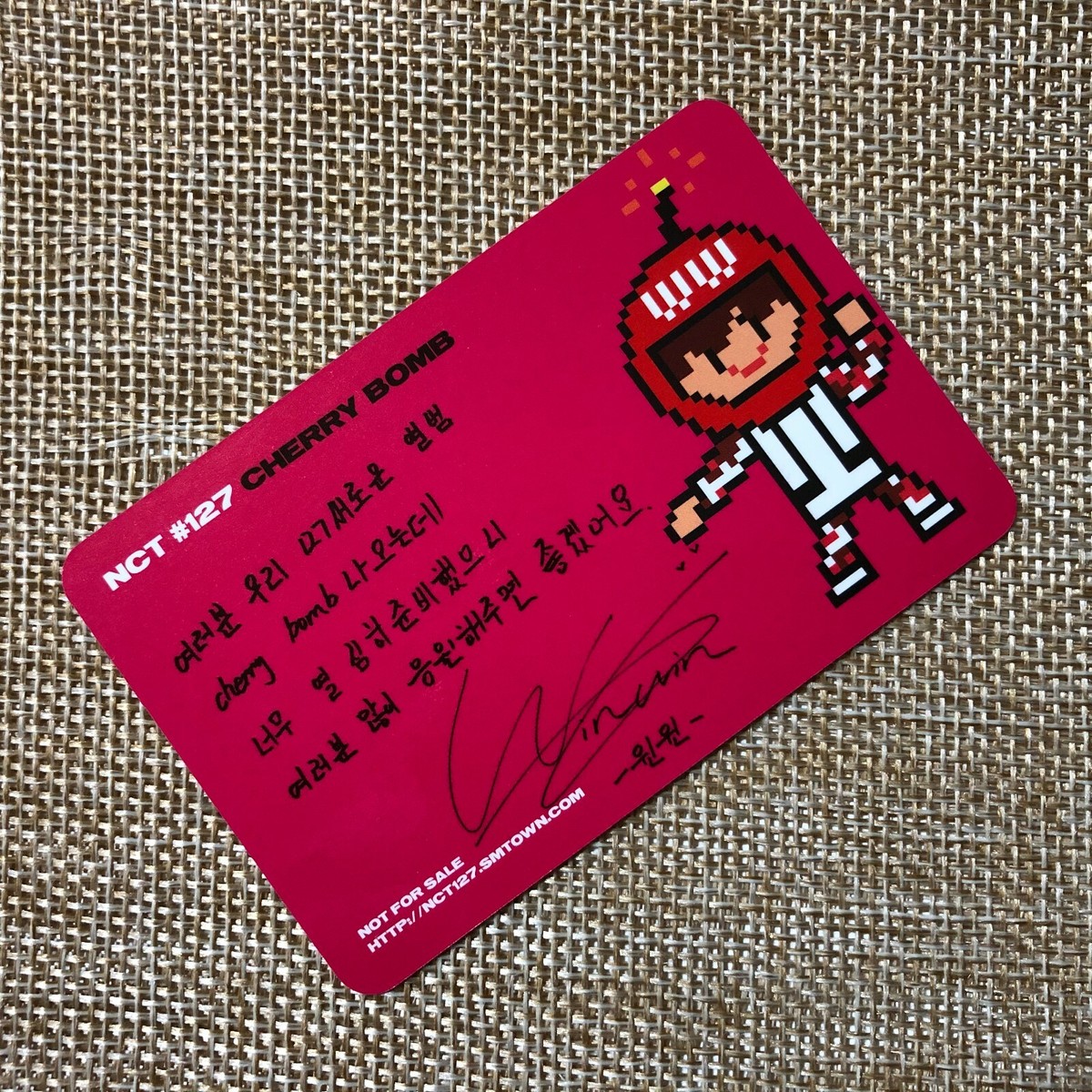 NCT127 直筆サイン入りCD 『CHERRY BOMB』 NCT127 直筆サイン入りCD 『CHERRY BOMB』 - メルカリ