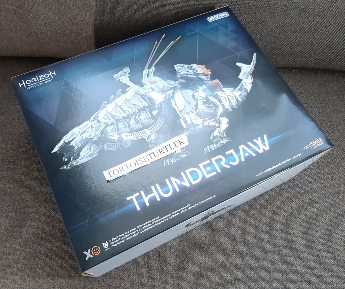 MODEROID Horizon FORBIDDEN WEST THUNDERJAW Length 15in Model Kit
