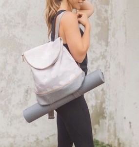 stella and dot crush it backpack