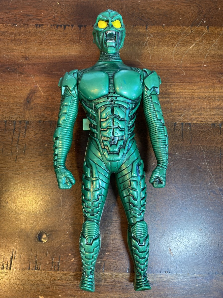 Vintage 2001 MGA GREEN GOBLIN 12” Figure Walkie Talkie! WORKS