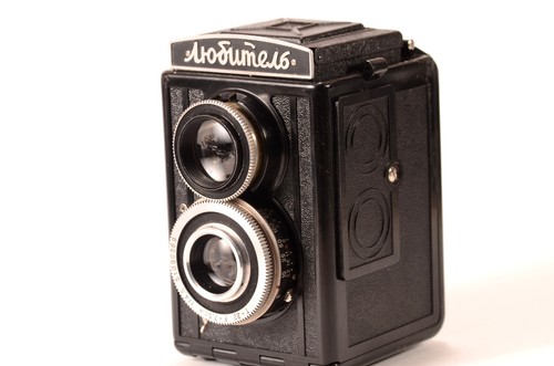 Cámara de formato medio 6x6 rara de principios de 1953 LUBITEL reparada CLA USSR TLR Lomo, caja - Imagen 3 de 9