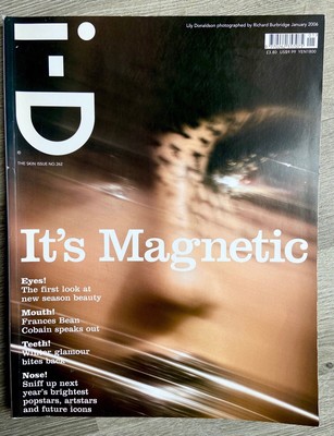 i-D MAGAZINE THE SKIN ISSUE 262 JANUARY 2006 COBAIN LILY DONALDSON COLLECTOR HIP