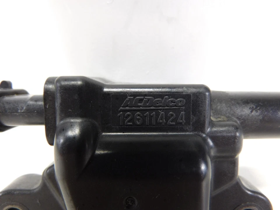 07-14 GMC Yukon XL 1500 Ignition Coil OEM LKQ - Изображение 3 из 4